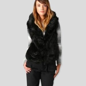 Women's Black Faux Fur Vest